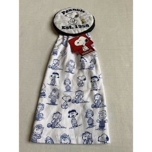 Peanuts Snoopy Doghouse Est. 1950 Hanging Kitchen